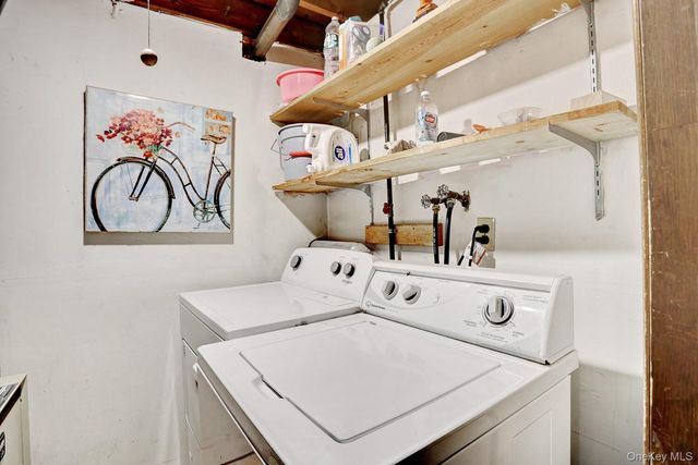 12 Van Gogh Lane, Airmont, NY 10901