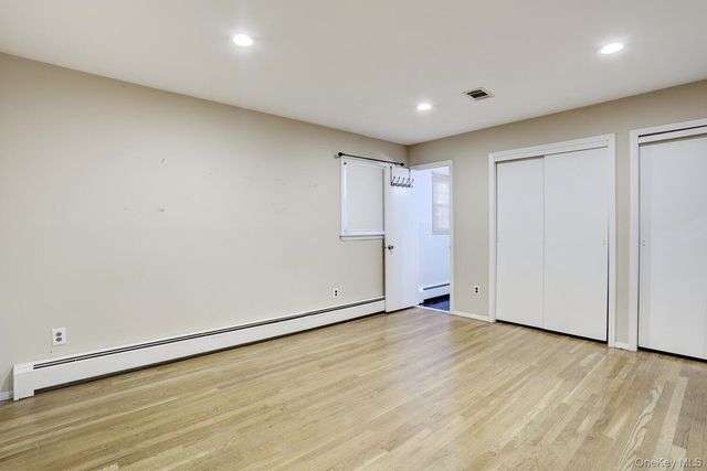 12 Van Gogh Lane, Airmont, NY 10901