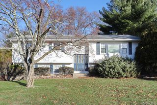 12 Van Gogh Lane, Airmont, NY 10901