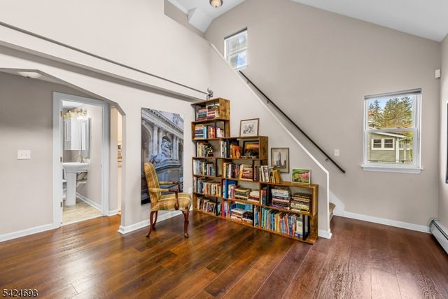 38 Falcon Dr, Mount Olive Twp., NJ 07828