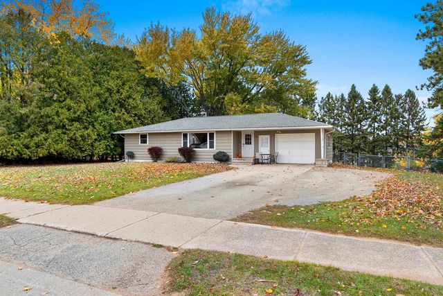 345 WISCONSIN STREET, Oconto Falls, WI 54154