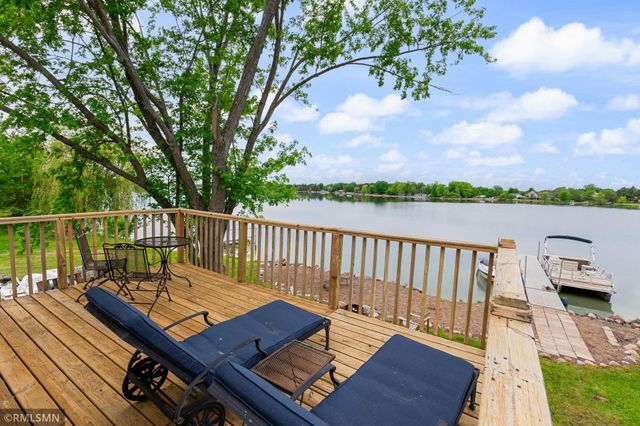 28584 Lakewood Drive NW, Isanti, MN 55040