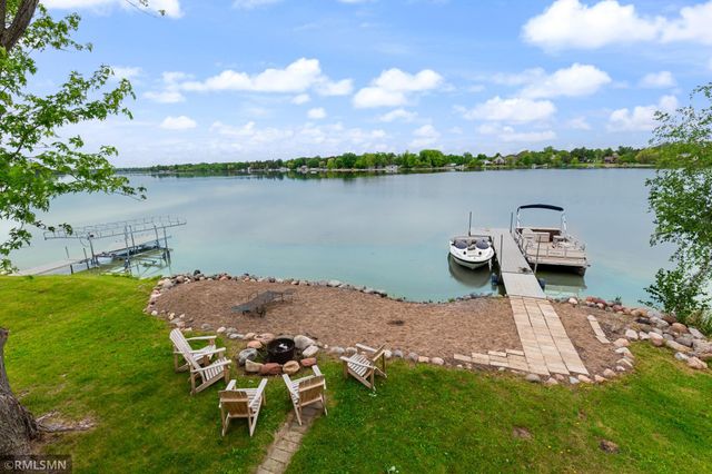 28584 Lakewood Drive NW, Isanti, MN 55040