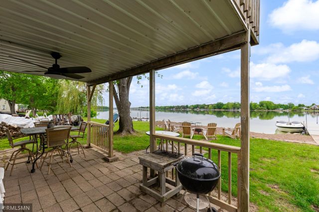 28584 Lakewood Drive NW, Isanti, MN 55040