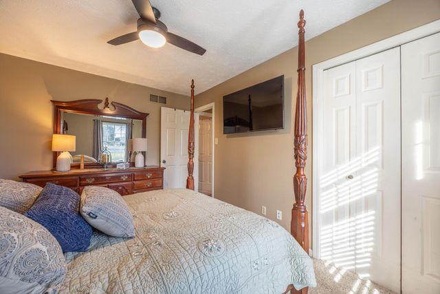 422 Bourbon Acres Road, Paris, KY 40361