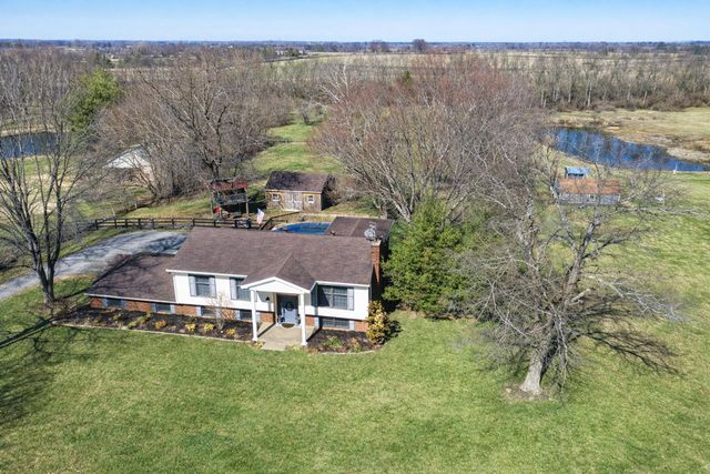 422 Bourbon Acres Road, Paris, KY 40361