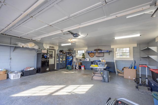 422 Bourbon Acres Road, Paris, KY 40361