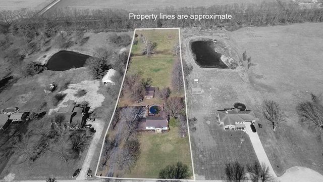 422 Bourbon Acres Road, Paris, KY 40361