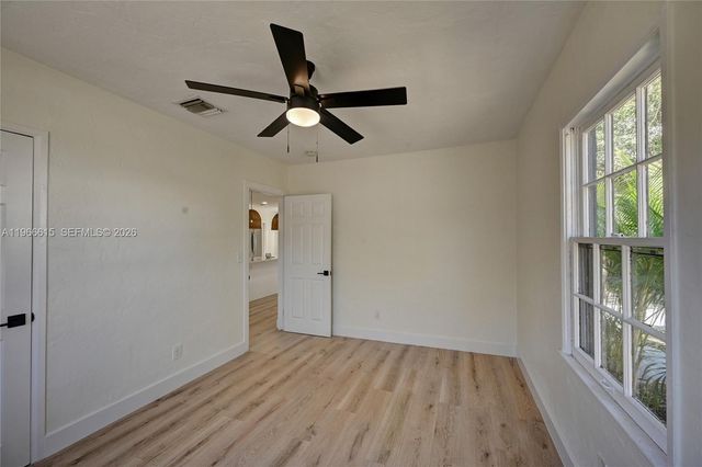 816 Tuscaloosa St, West Palm Beach, FL 33405