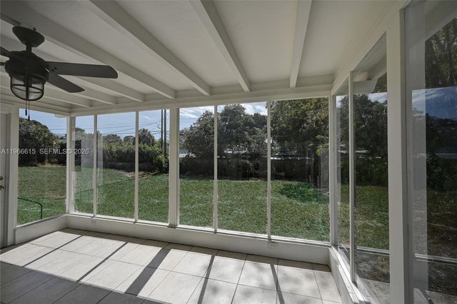 816 Tuscaloosa St, West Palm Beach, FL 33405