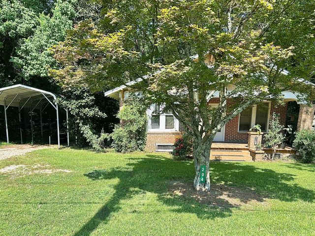 204 N Main St., Petal, MS 39465