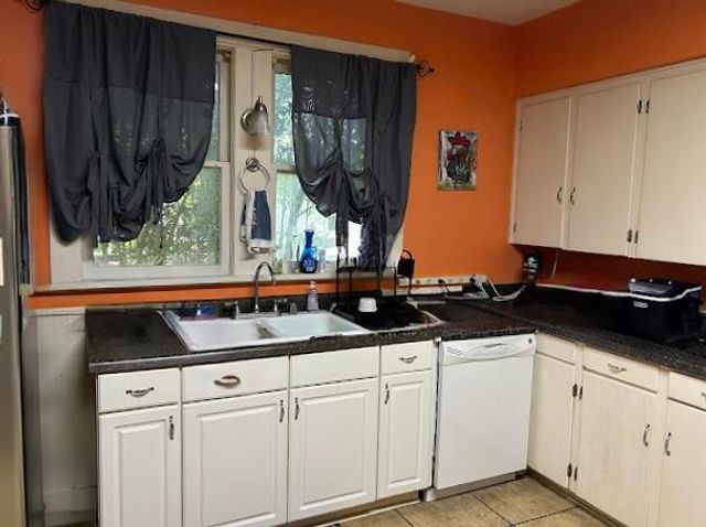 204 N Main St., Petal, MS 39465