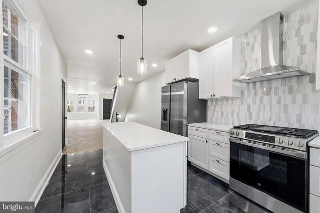 6139 N FRANKLIN ST, Philadelphia, PA 19120