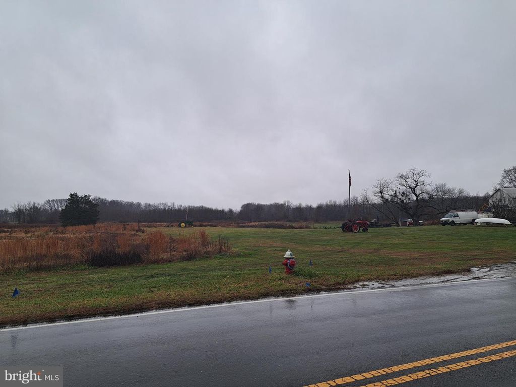 Image 2 of property listing at 150 DEY RD, Cranbury, NJ 08512