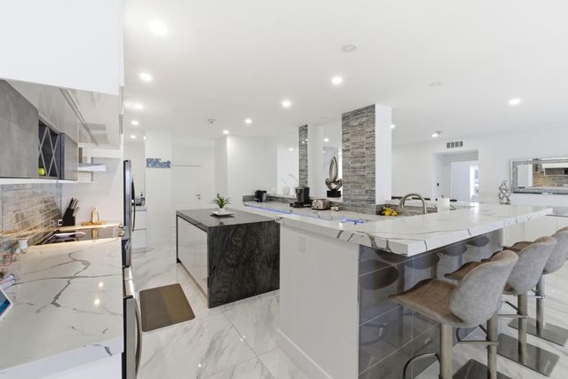 1500 S Ocean Boulevard Phb, Lauderdale-By-The-Sea Phb, Lauderdale By The Sea, FL 33062