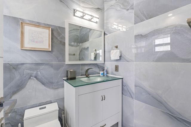 1500 S Ocean Boulevard Phb, Lauderdale-By-The-Sea Phb, Lauderdale By The Sea, FL 33062