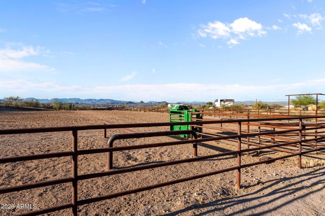 501 S Saguaro Drive, Wickenburg, AZ 85390