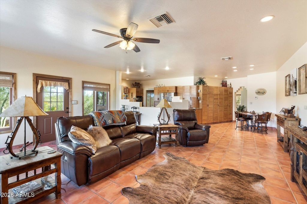 501 S Saguaro Drive, Wickenburg, AZ 85390 — photo 2