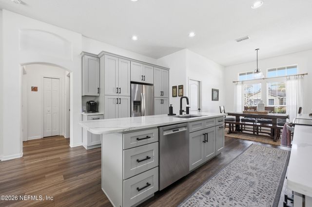 220 W SILVERTHORN Lane, Ponte Vedra, FL 32081