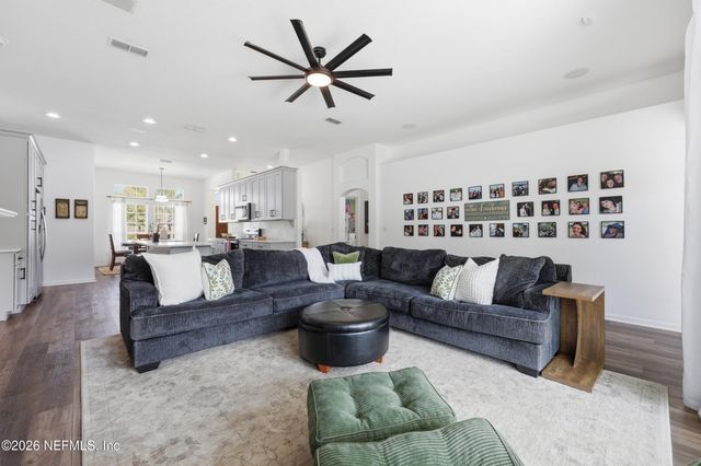 220 W SILVERTHORN Lane, Ponte Vedra, FL 32081