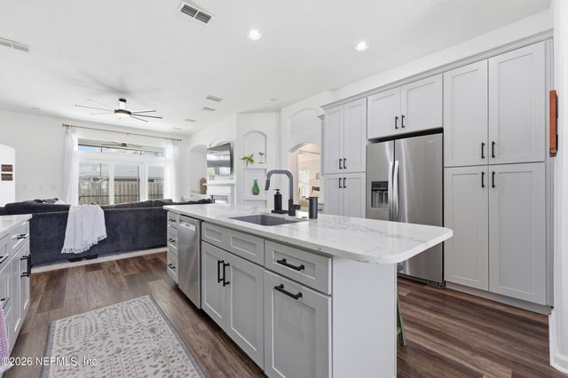 220 W SILVERTHORN Lane, Ponte Vedra, FL 32081