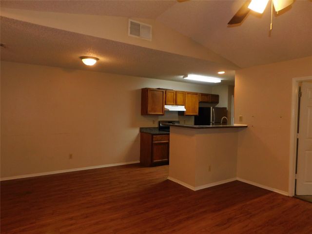 7900 West Gate BLVD A, Austin, TX 78745