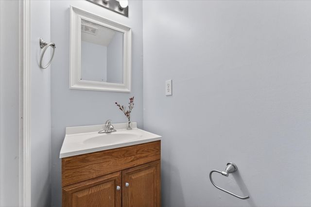 2604 Marymont Dr, Clarksville, TN 37042