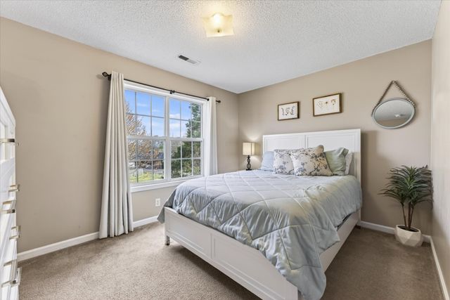 2604 Marymont Dr, Clarksville, TN 37042