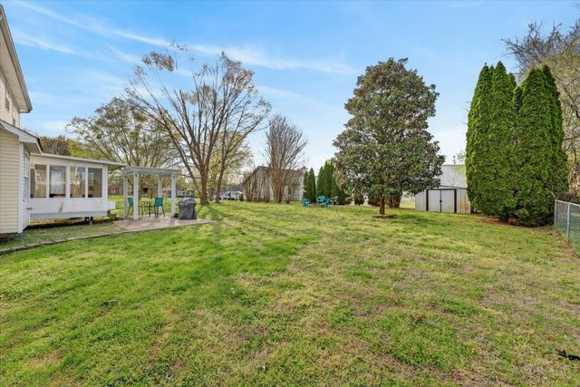 2604 Marymont Dr, Clarksville, TN 37042