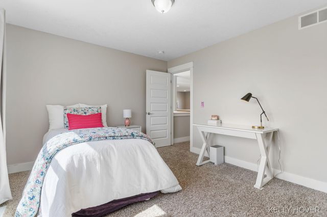 1662 Jen Nel Drive SW, Byron Center, MI 49315