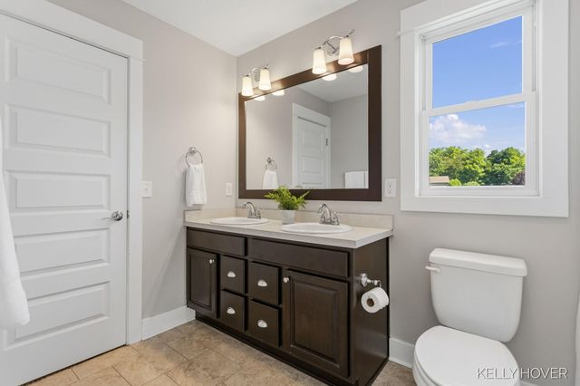 1662 Jen Nel Drive SW, Byron Center, MI 49315