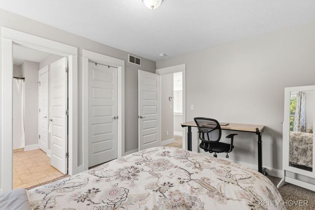 1662 Jen Nel Drive SW, Byron Center, MI 49315
