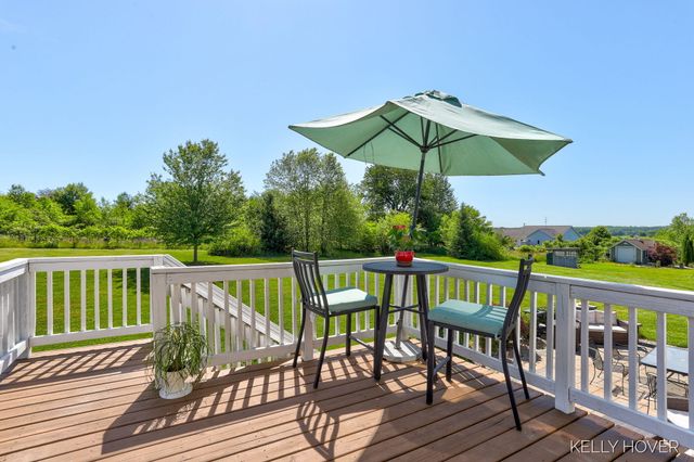 1662 Jen Nel Drive SW, Byron Center, MI 49315
