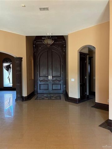 286 E Navajo Drive, Rio Grande City, TX 78582