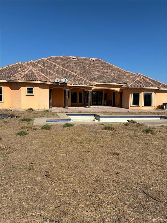 286 E Navajo Drive, Rio Grande City, TX 78582