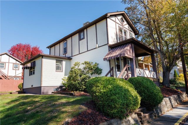 213 2nd Ave, Elco, PA 15434