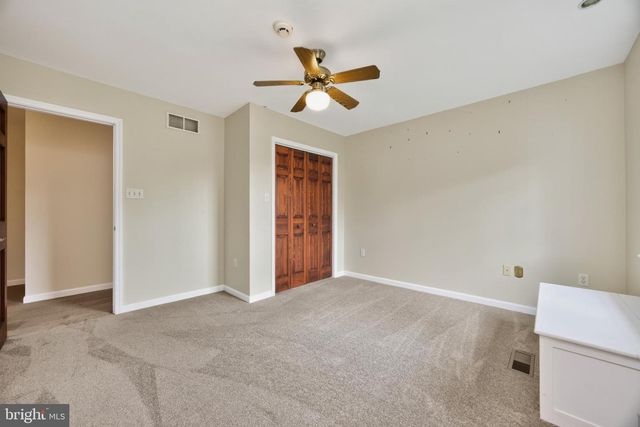 24 LEHMANN DR, Douglassville, PA 19518