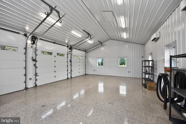 24 LEHMANN DR, Douglassville, PA 19518