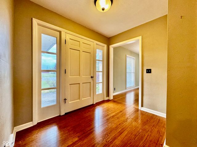 116 Vallonia Road, Brownstown, IN 47220