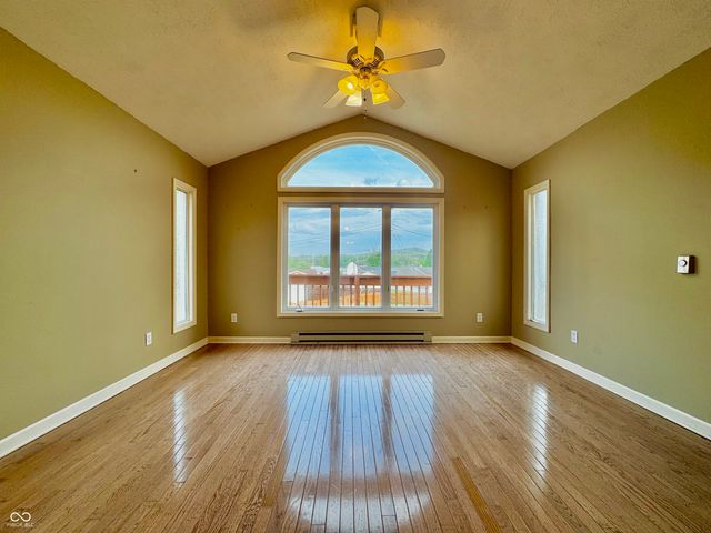 116 Vallonia Road, Brownstown, IN 47220