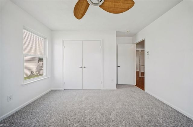 2141 Bloomsbury LN, Virginia Beach, VA 23454
