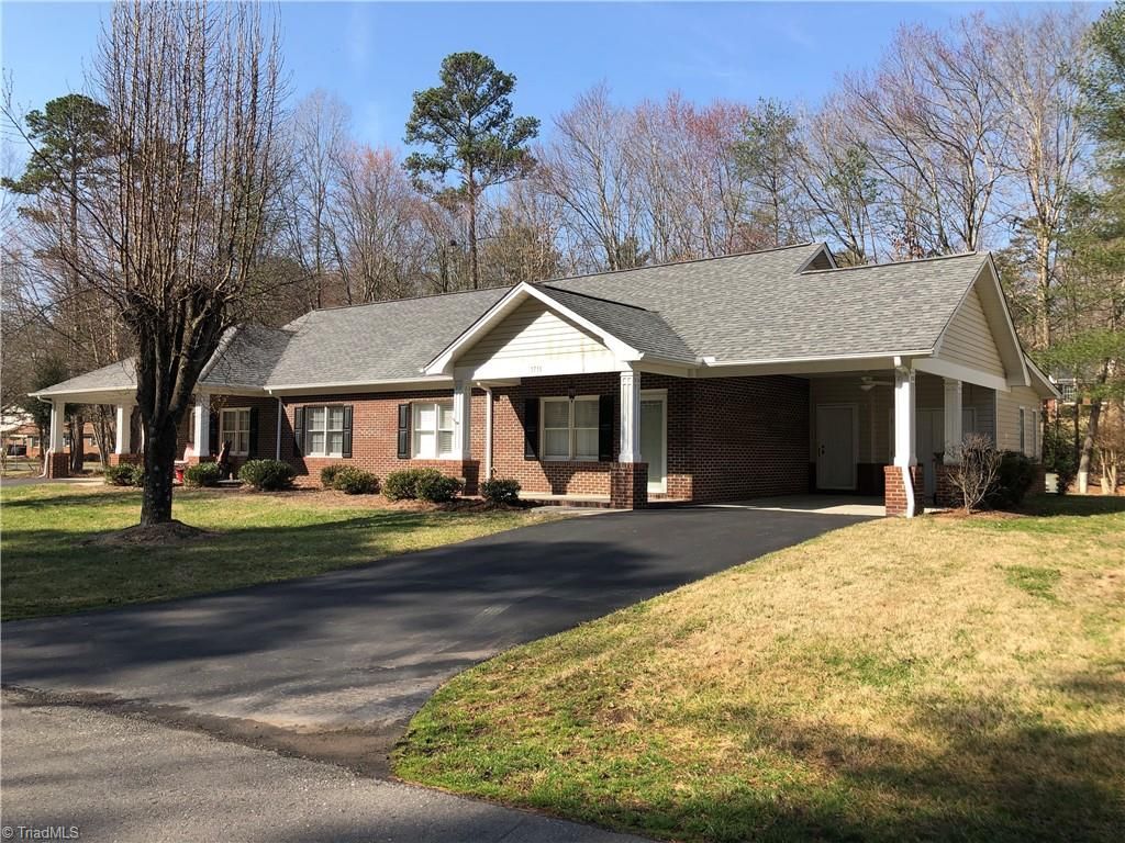 1711 Inglebrook Trail, Mount Airy, NC 27030