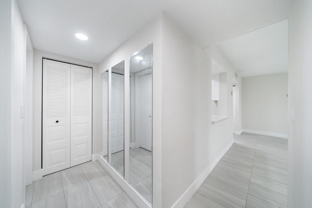 7350 NW 18th Street 104, Margate, FL 33063