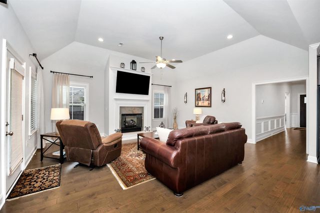 22605 Oakdale Ridge Lane, Athens, AL 35613