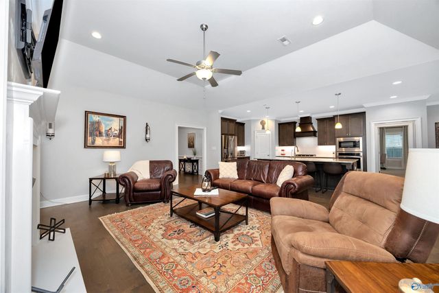 22605 Oakdale Ridge Lane, Athens, AL 35613