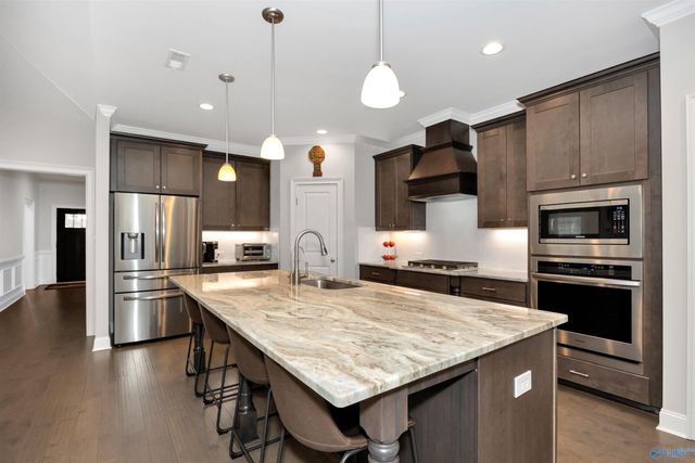 22605 Oakdale Ridge Lane, Athens, AL 35613