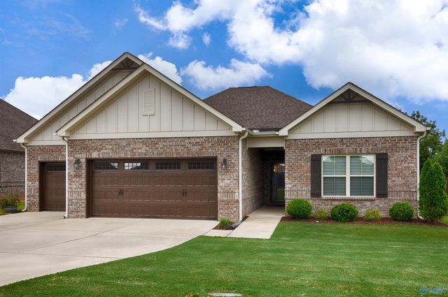 22605 Oakdale Ridge Lane, Athens, AL 35613