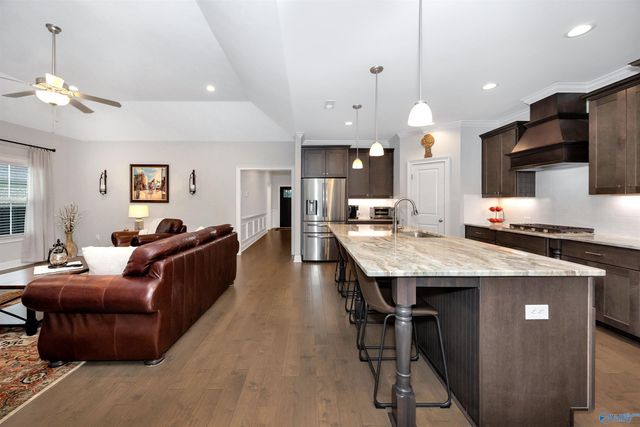 22605 Oakdale Ridge Lane, Athens, AL 35613