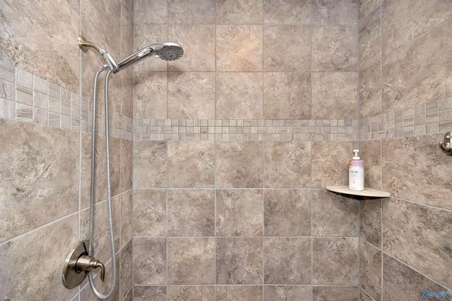 22605 Oakdale Ridge Lane, Athens, AL 35613