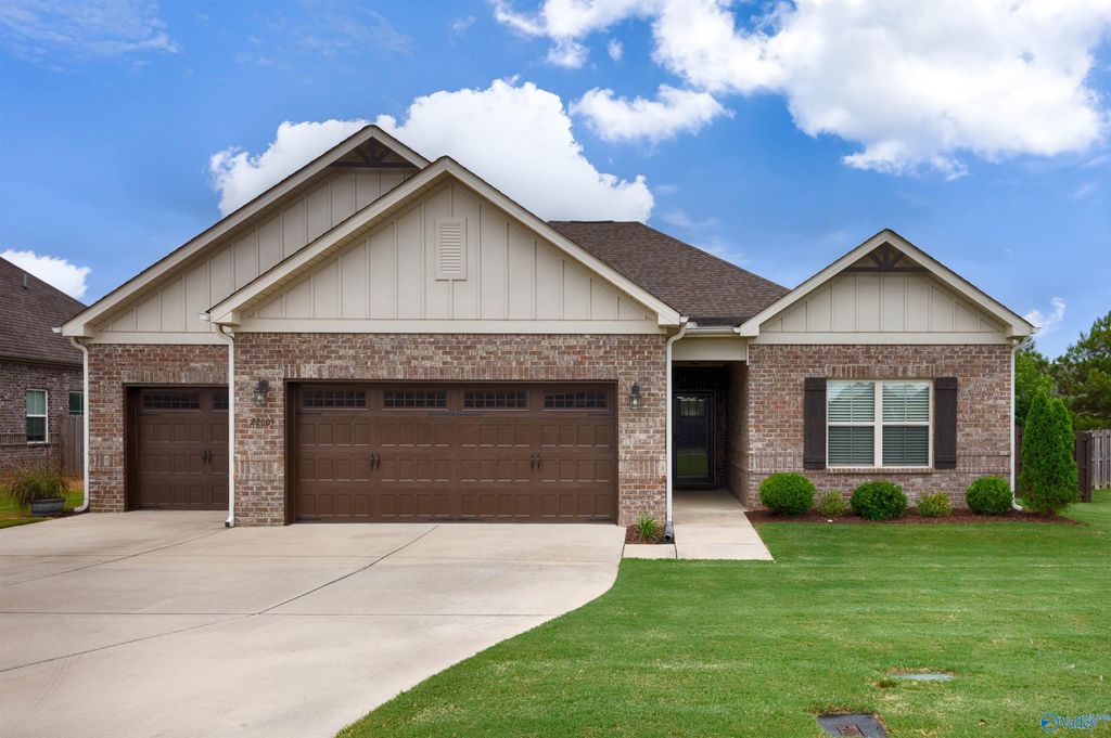 22605 Oakdale Ridge Lane, Athens, AL 35613